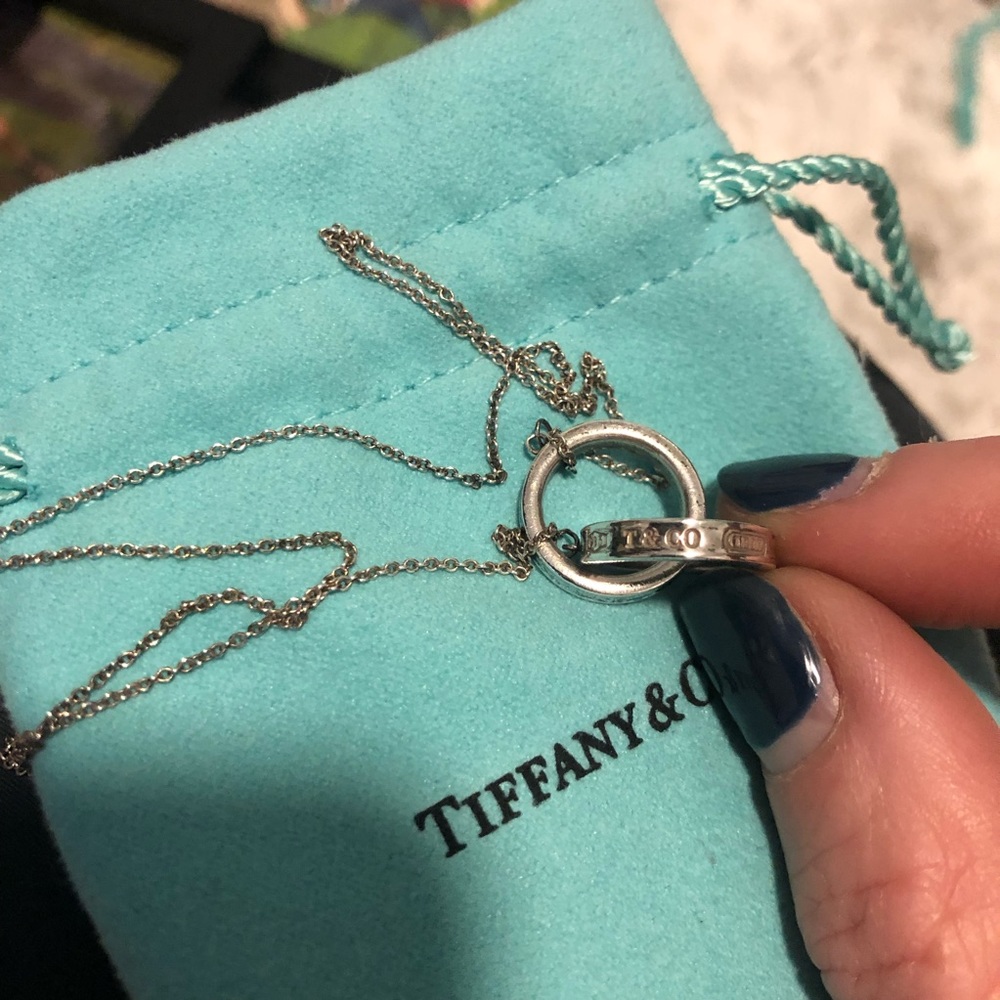 Tiffany interlocking circle necklace